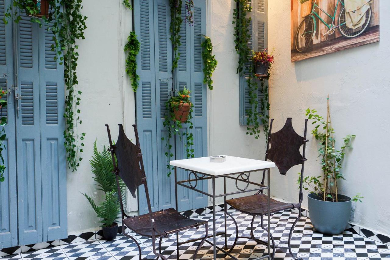 Athenian With Garden! Apartment *