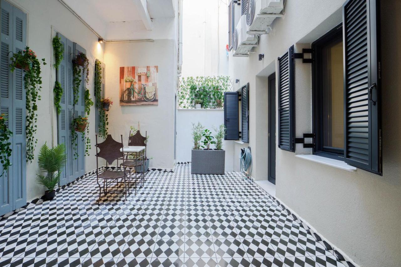 Athenian With Garden! Athen